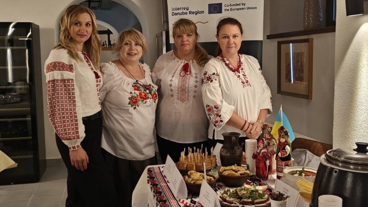 Ukrajinske ženske na Kulinarični potujoči predstavitvi