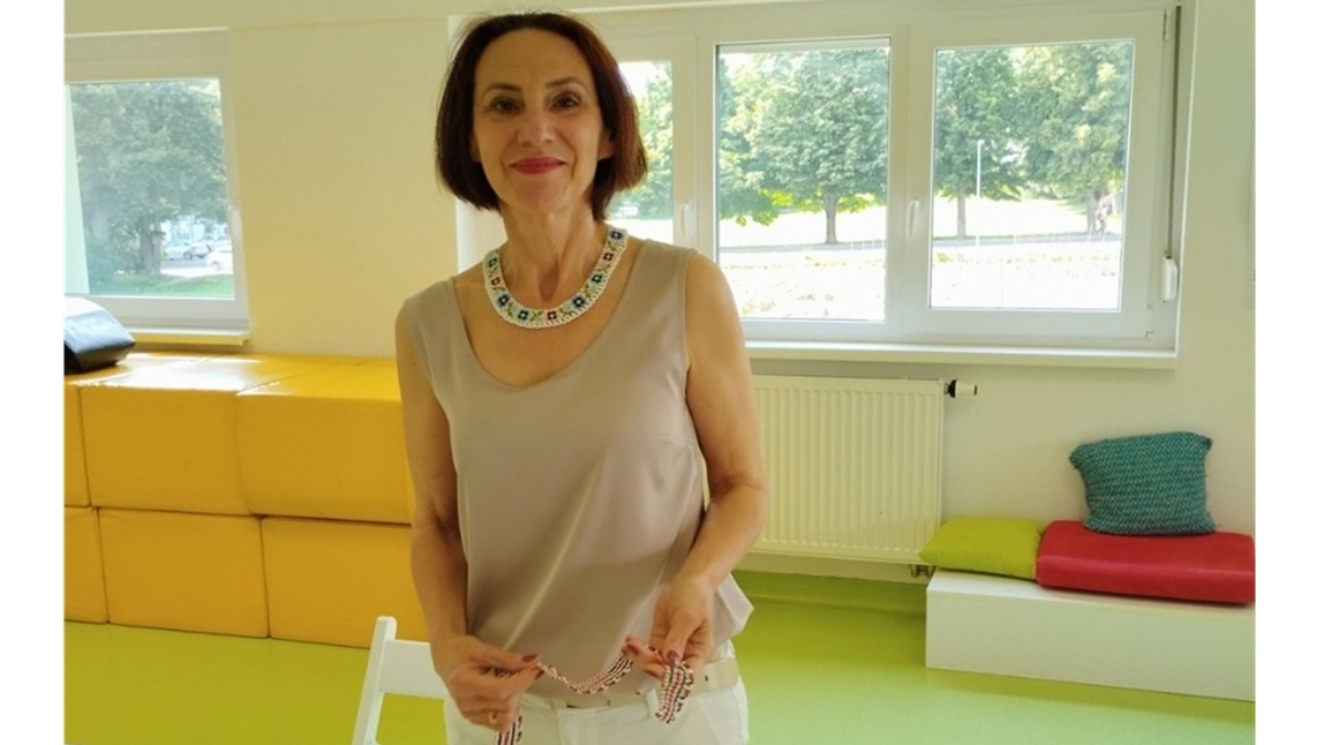 Veronika Donukis — mojstrica, ki oživlja tradicije in podarja navdih