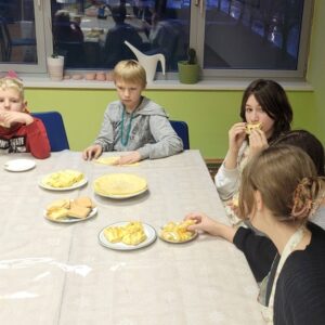 Skupaj ustvarjamo toplino drugi dan zimskih počitnic 3