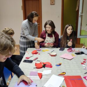 Ustvarjalna delavnica »Sladko srce« ob Valentinovem v Postojni 1