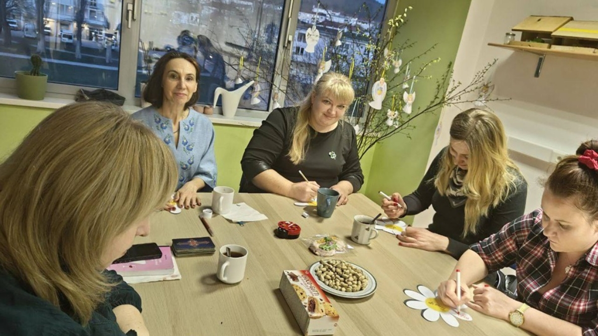 Žensko srečanje o podpori, toplini in tihi moči 1